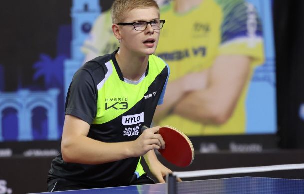 吸引了来自 吸引了来自